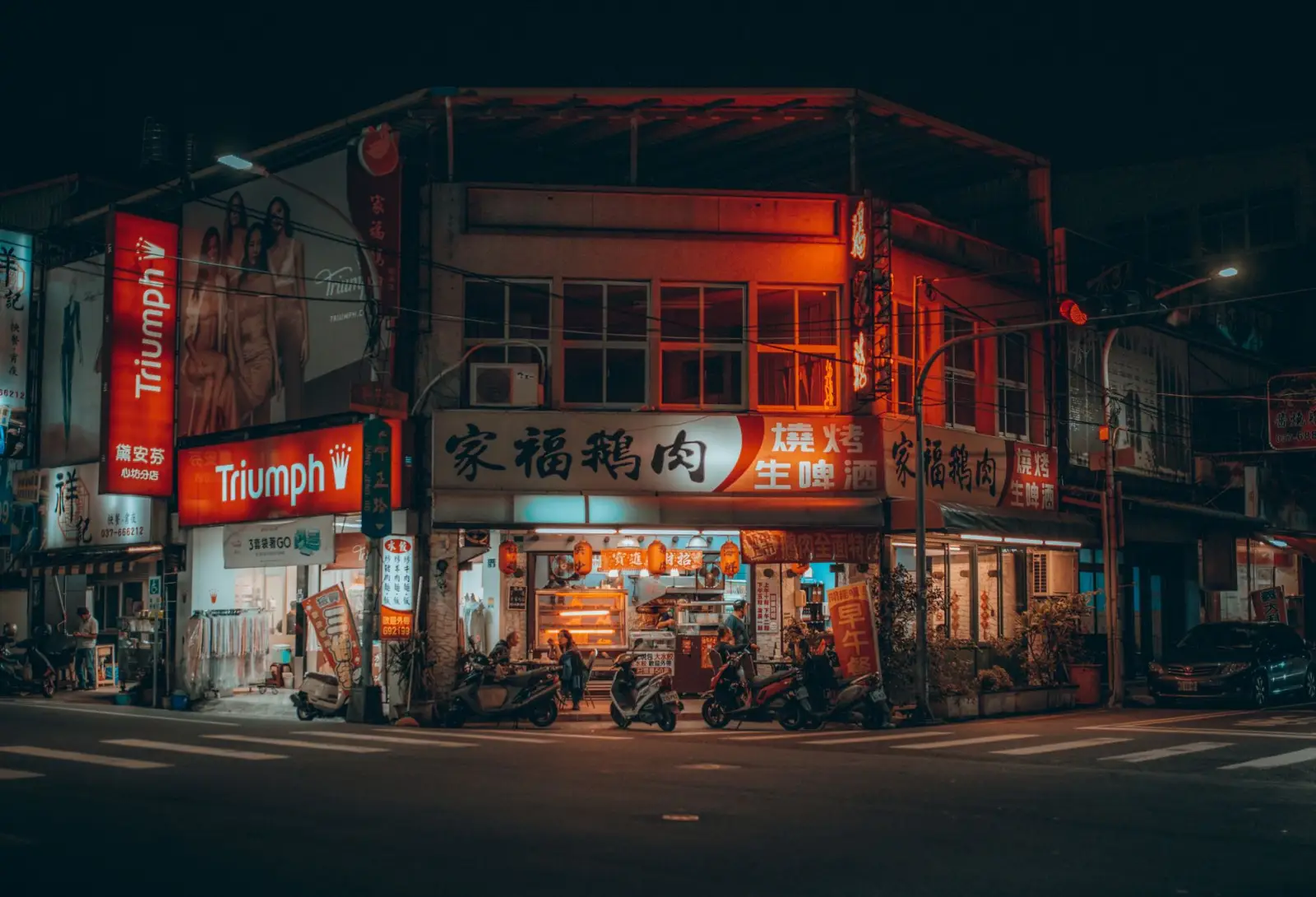 2025年汽车内饰材料环保标准升级对脚垫市场的影响分析